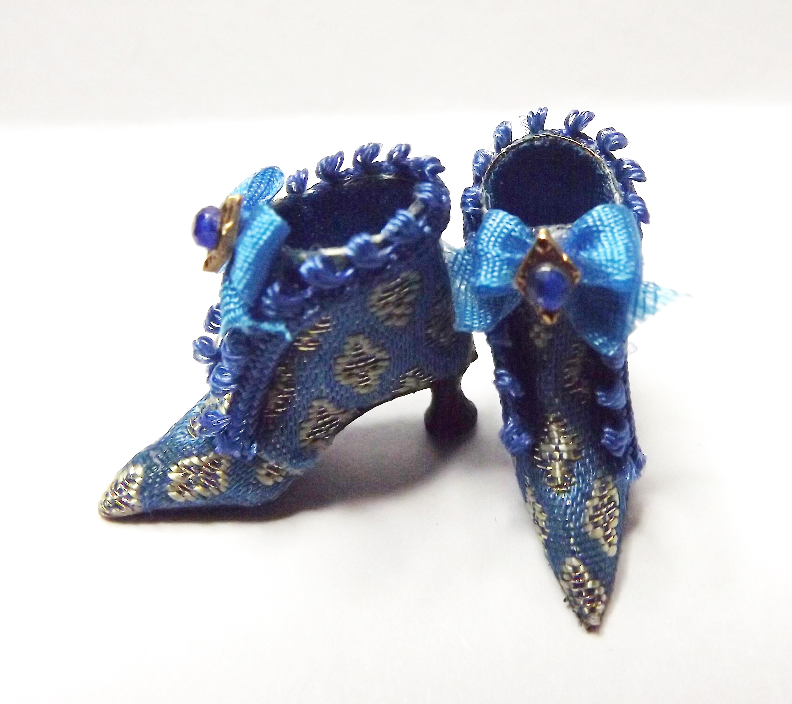 SILK BROCADE VICTORIAN WALKING BOOTS